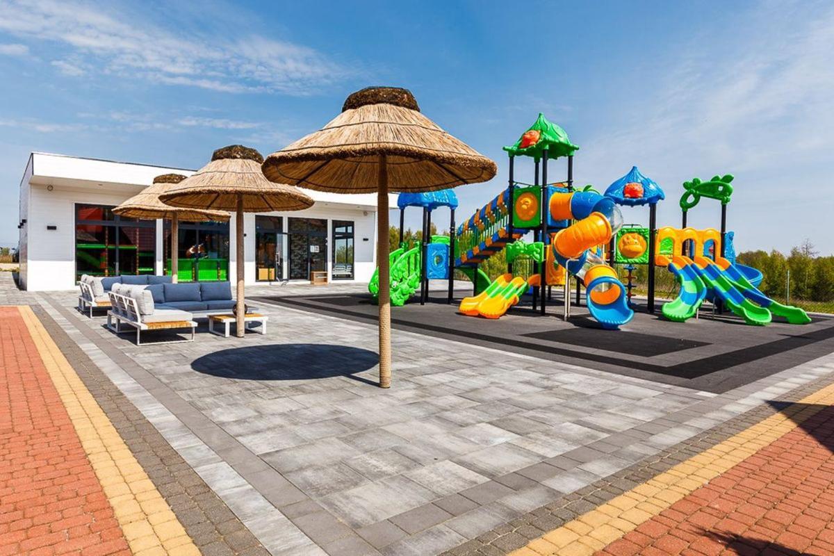 Arkadia Holiday - Domki Letniskowe Wladyslawowo Ngoại thất bức ảnh